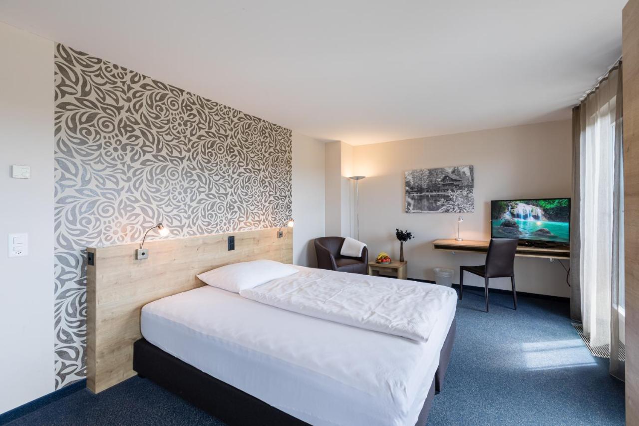 Aarau West Swiss Quality Hotel Oberentfelden Exterior foto